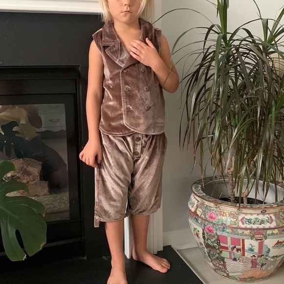 2 PCs Girls The Bae Hive Baesics Velvet tunic dress sz 5 NWT‎ blush pink - Picture 12 of 16